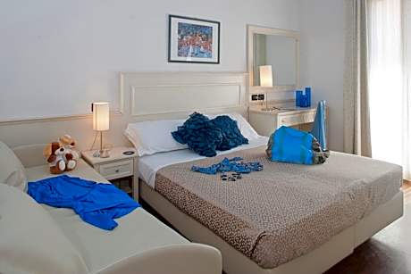 Comfort Quadruple Room