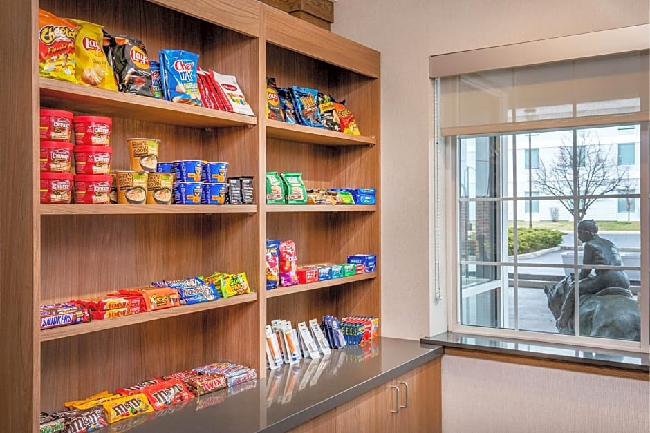Fairfield Inn & Suites by Marriott Saratoga Malta