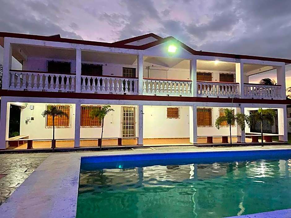 Villa Chic