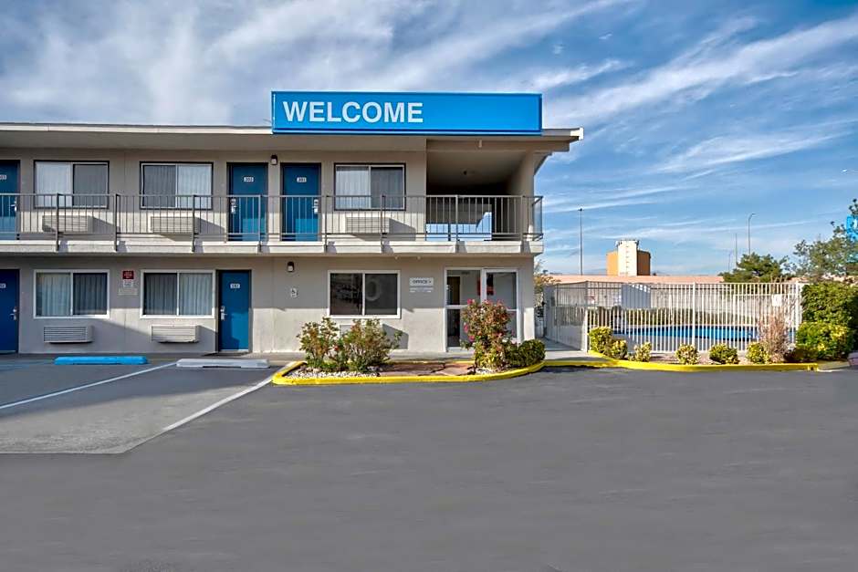 Motel 6-Albuquerque, NM - Midtown