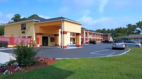 FairBridge Inn & Suites Hawkinsville