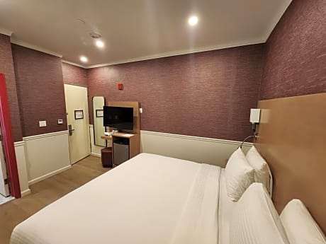 King Room - Non Smoking