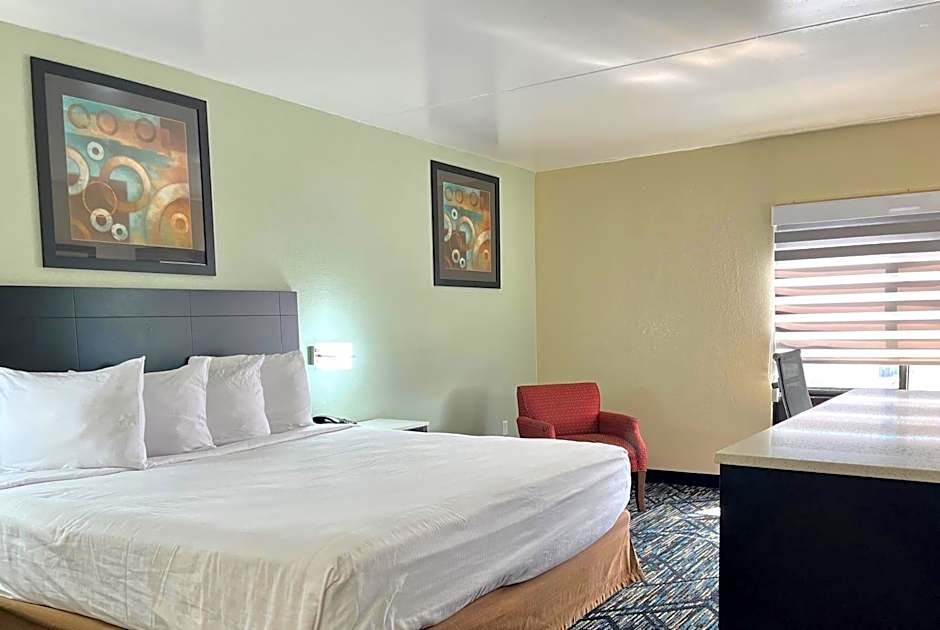 Baymont by Wyndham Cincinnati