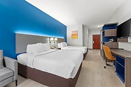Queen Room with Two Queen Beds - Non-Smoking