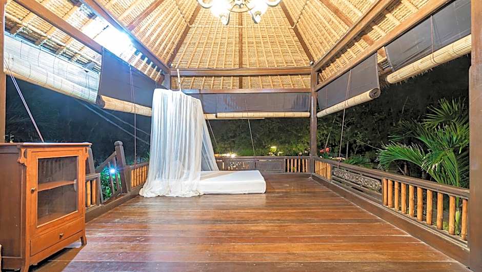 Alam Gili Trawangan by Mahaputra