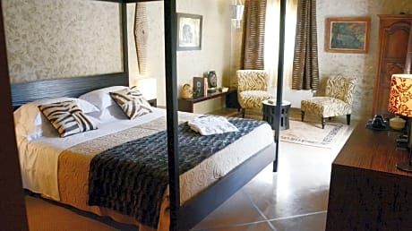 Suite-Baroque-Prestige-Terrasse-Salle de Bain amenagée