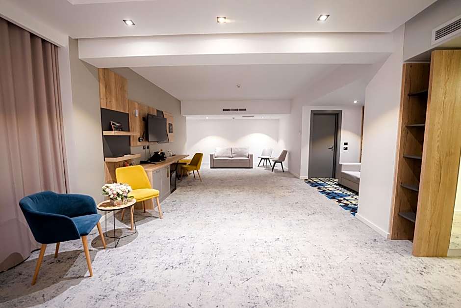 Mandachi Hotel & SPA