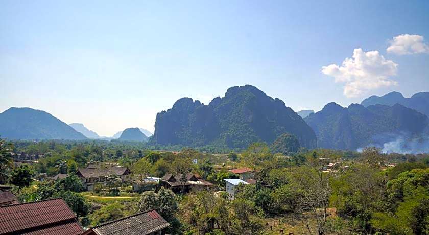 Mountain View Riverside Boutique Hotel