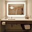Holiday Inn Express Middletown/Newport By IHG