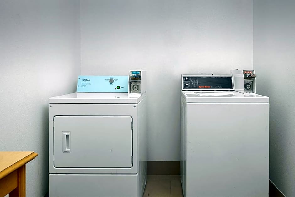 Holiday Inn Express & Suites Superior By IHG