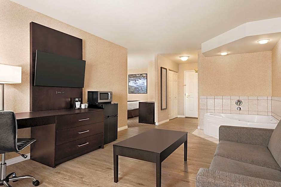 Days Inn by Wyndham Saskatoon