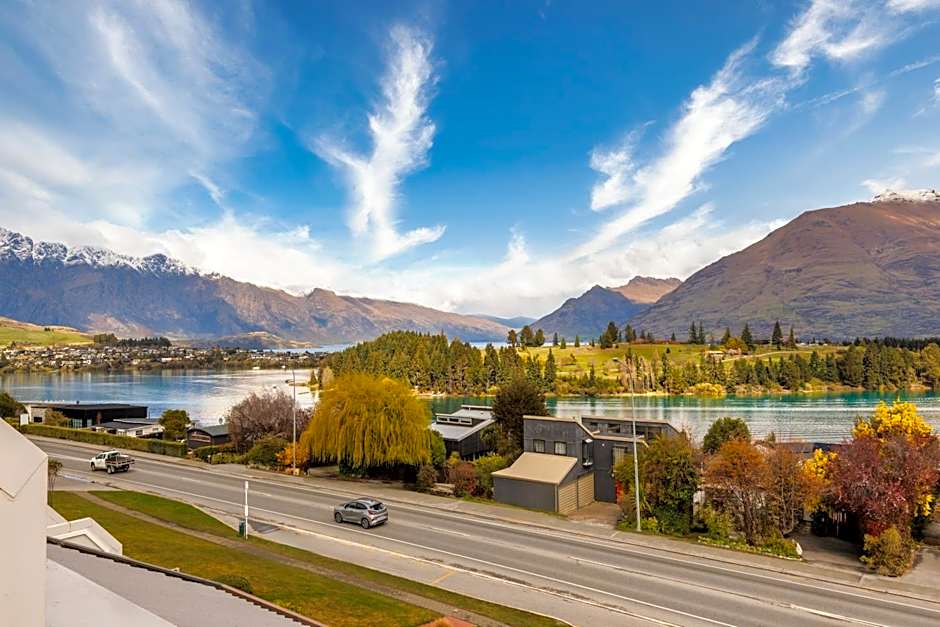 Copthorne Hotel and Apartments Queenstown Lakeview