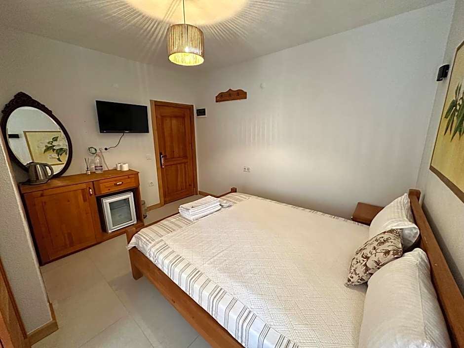 Zdjęcie 1 z 8 — Double Room