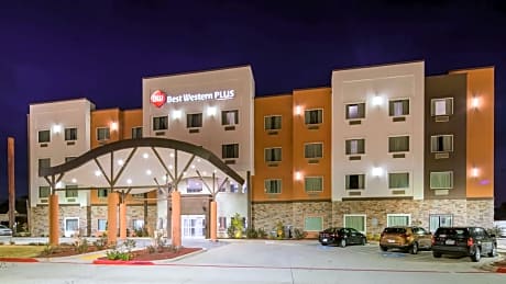 Best Western Plus Airport Inn & Suites
