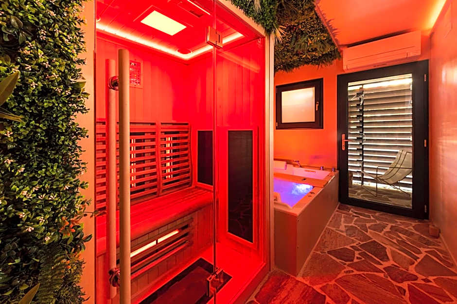 Minamina, chambre avec jacuzzi privatif