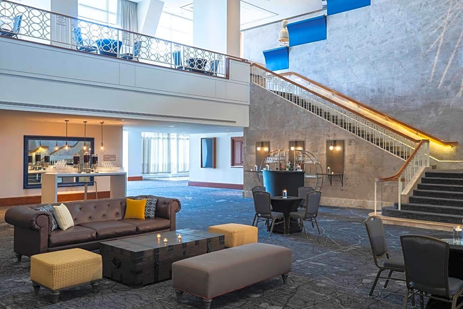 Renaissance by Marriott Concourse Atlanta Airport Hotel