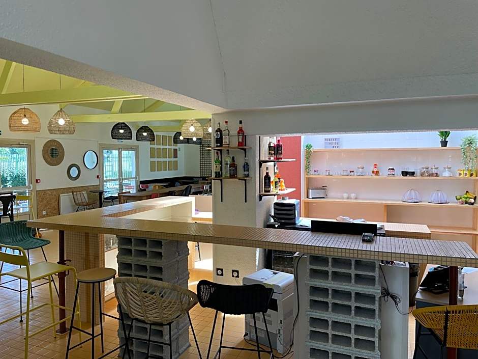 Greet Hôtel Villeneuve la Garenne - rénové