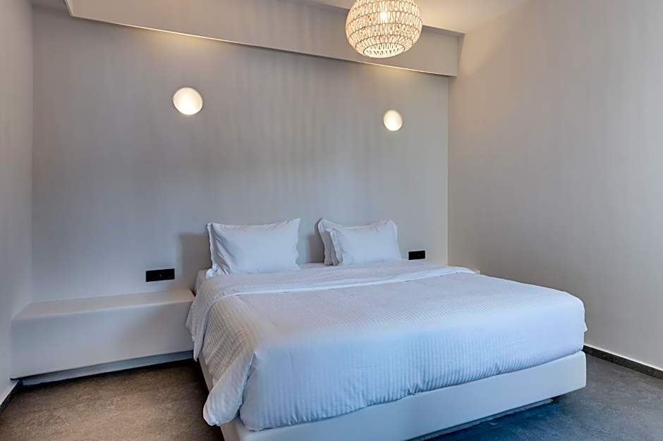 Elements Cozy Suites Pyrgos