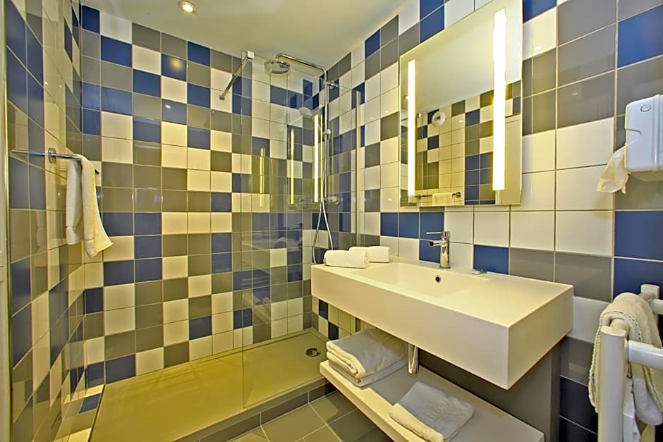 Mercure Castres L Occitan