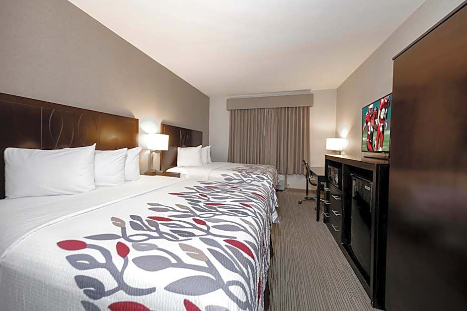 Red Roof Inn & Suites Newburgh - Stewart Airport