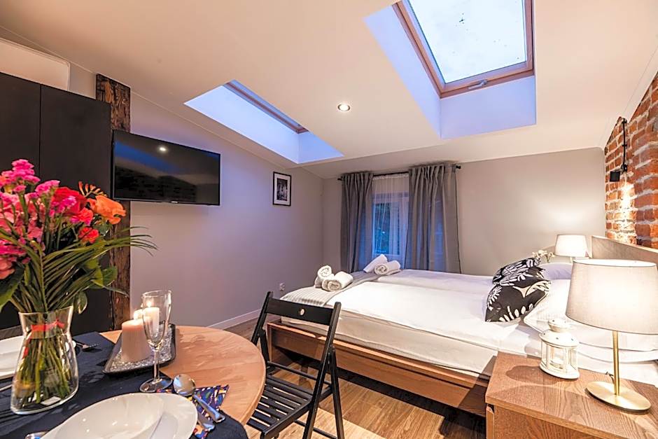 Lubomirskiego 23 Residence - great location, 10 min to Main Square by foot, right next to Main Rail and Bus Station