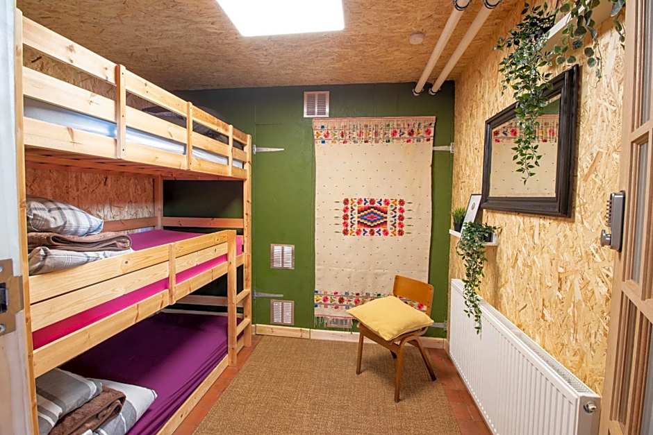 Cwmcarn Hotel & Bunkhouse