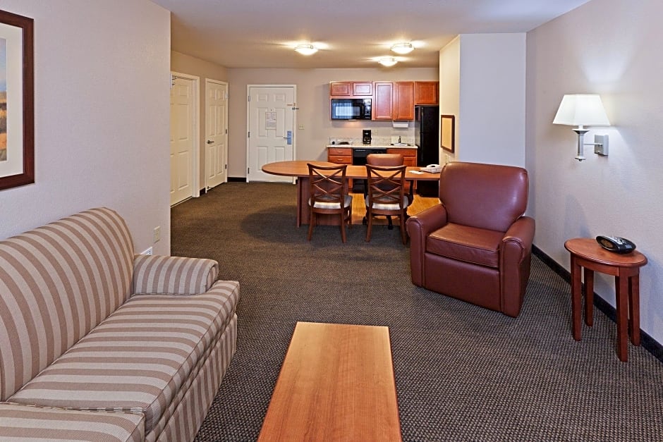 Candlewood Suites Wichita Falls at Maurine Street