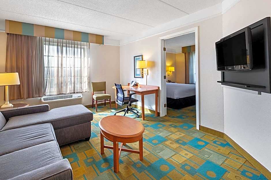 La Quinta Inn & Suites by Wyndham Fort Lauderdale Plantation