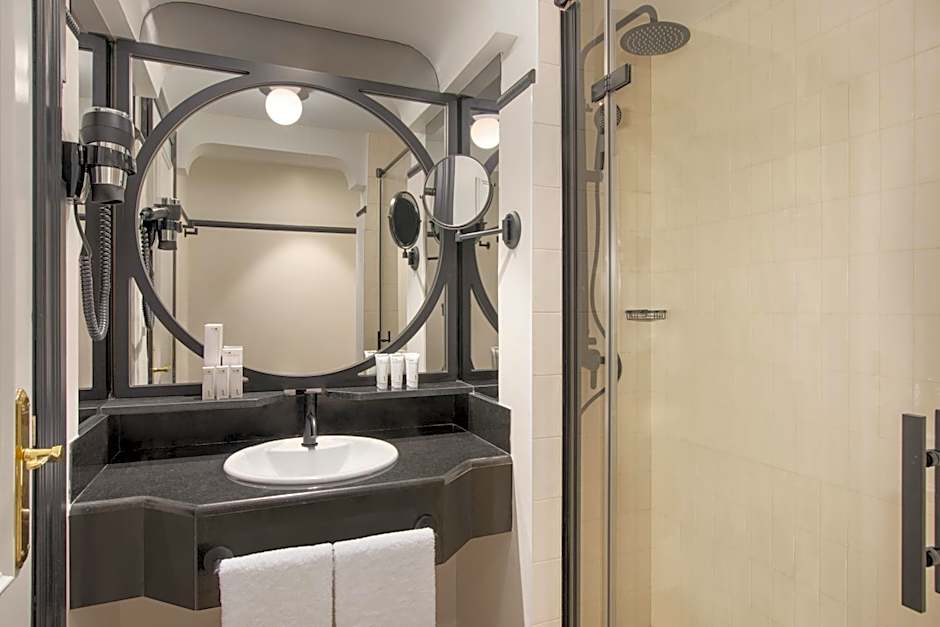 Hotel Avenue Louise Brussels Trademark Collection by Wyndham