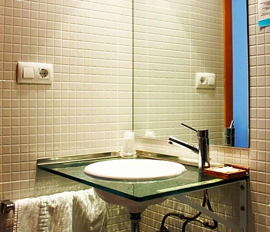 Casa Del Mar Hotel & Apartaments