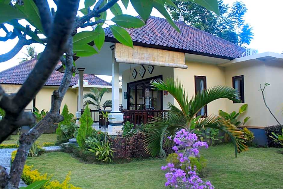 Bintang Beach Villa