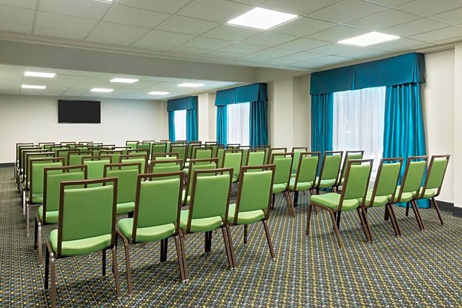 Hampton Inn Atlanta Perimeter Center