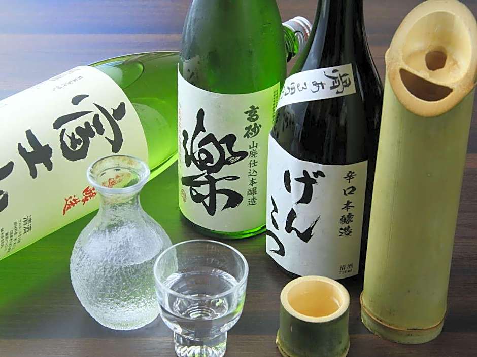 Izu Ippeki lake lakeside terrace