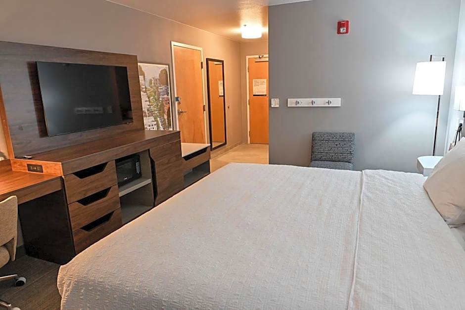 Hampton Inn By Hilton Fremont