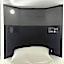 Capsule Hotel Suzumoriya