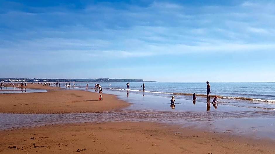 Dawlish Warren Holidays