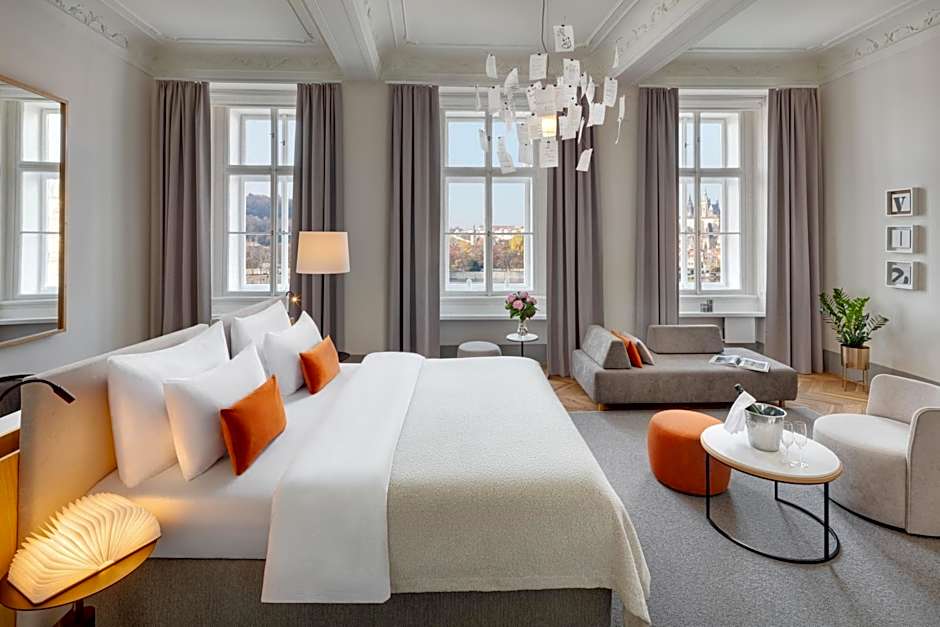 Photo 1 of 7 of Royal Suite, Castle View