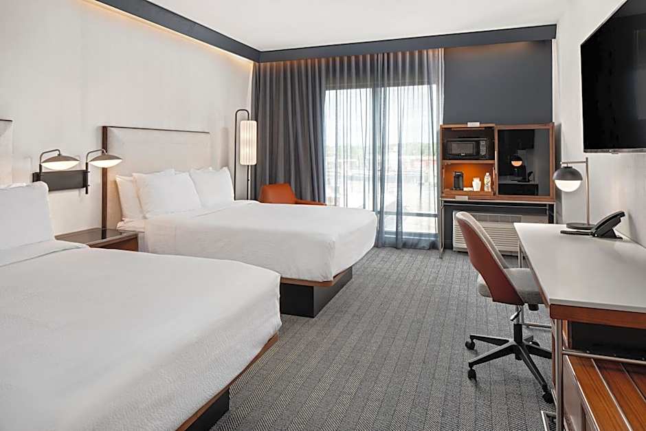 Courtyard by Marriott Owatonna Downtown