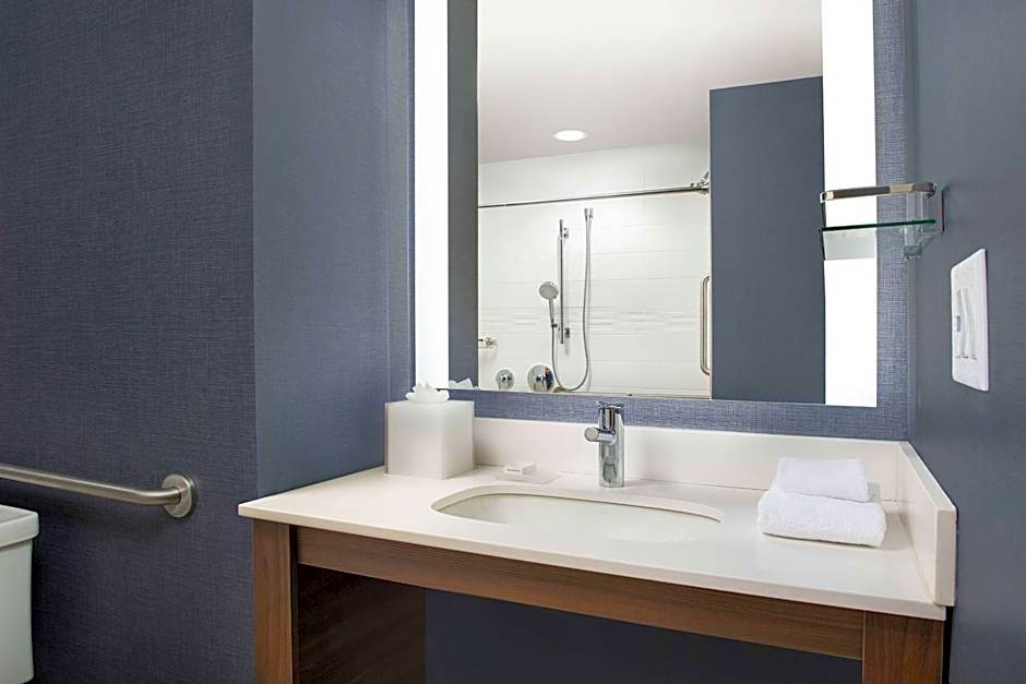 Residence Inn by Marriott Doral Mall Area