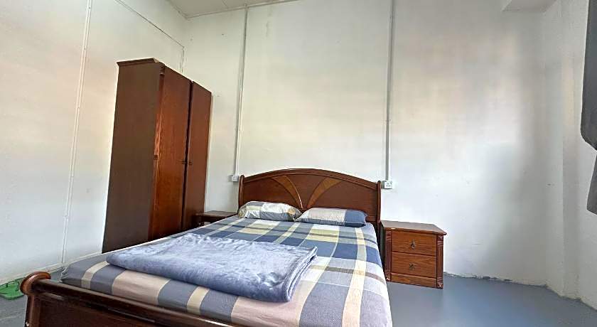 Jiaxin Dormitory Puteri Wangsa