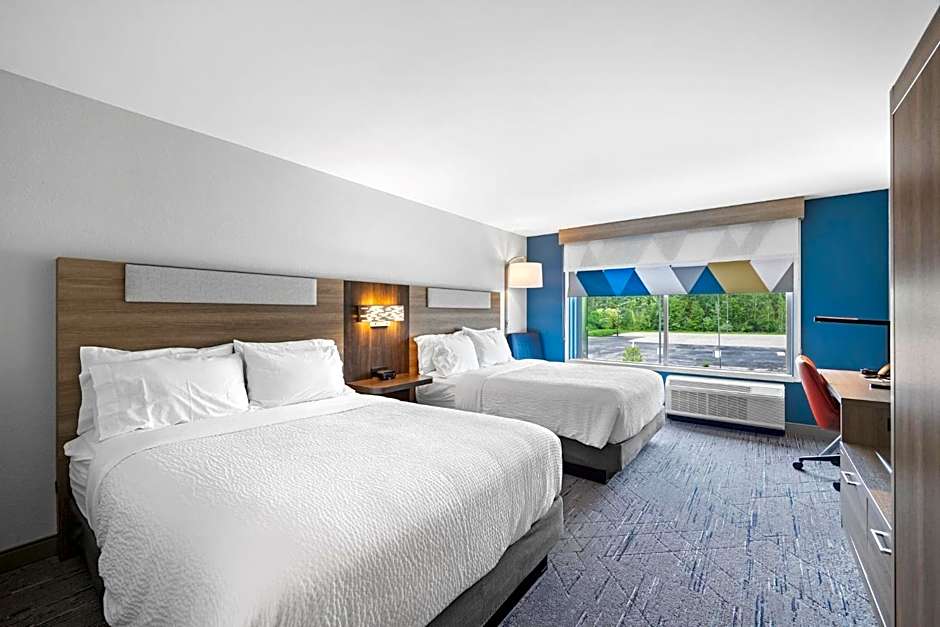 Holiday Inn Express & Suites Marinette By IHG