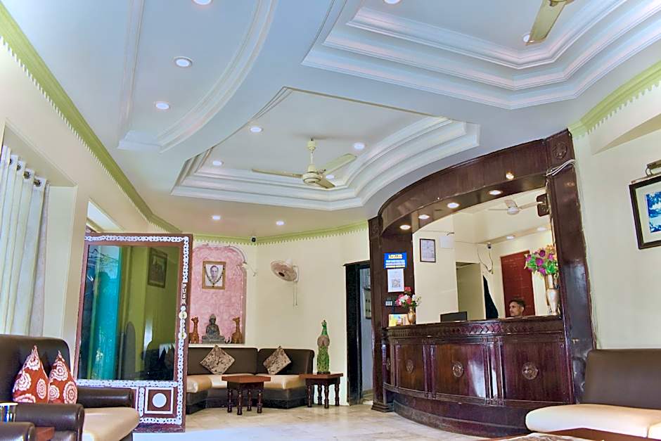 Hotel Samrat International