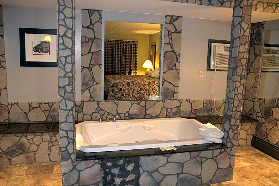 American Inn & Suites – La Grange, IL