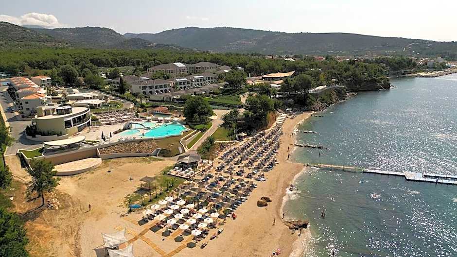 Alexandra Elegance Bridging Generations