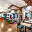 Hyatt Place Riverside Downtown