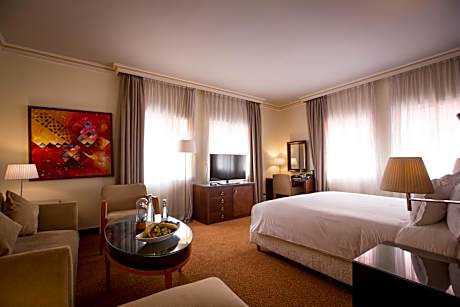 Superior Suite