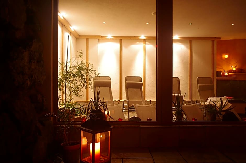 Apart-Garni Motnaida