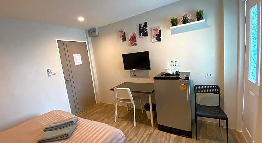 Aree House Poshtel