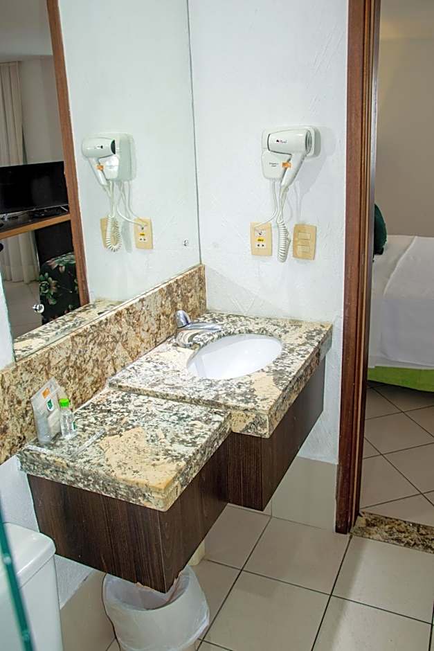 Quality Suites Natal