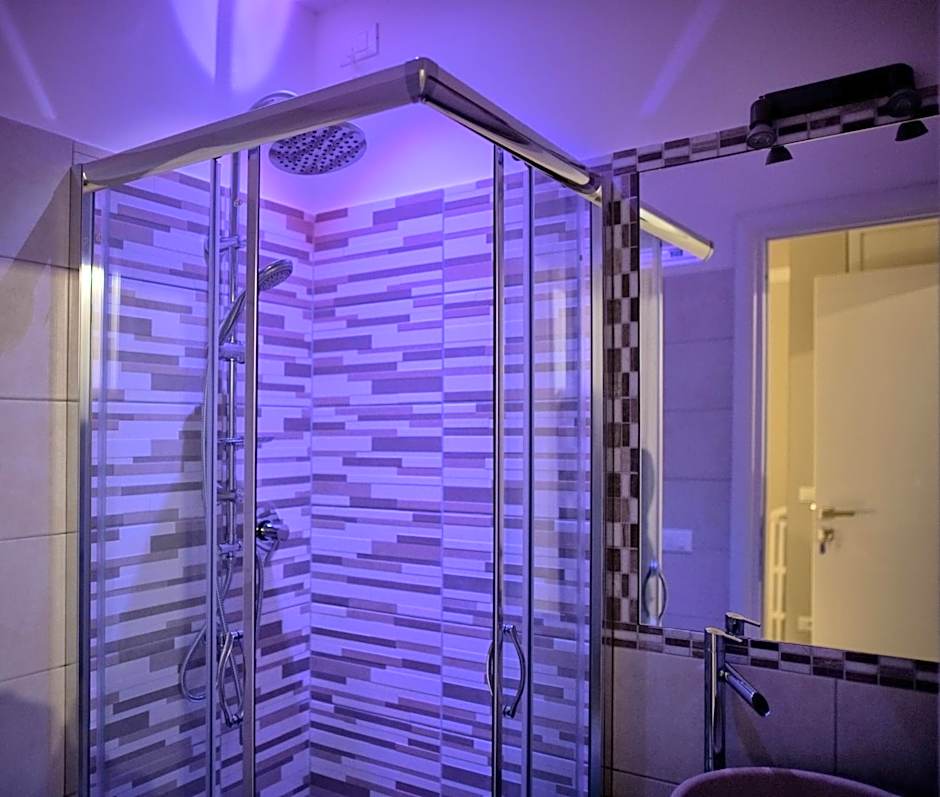 TinkerBell GuestHouse